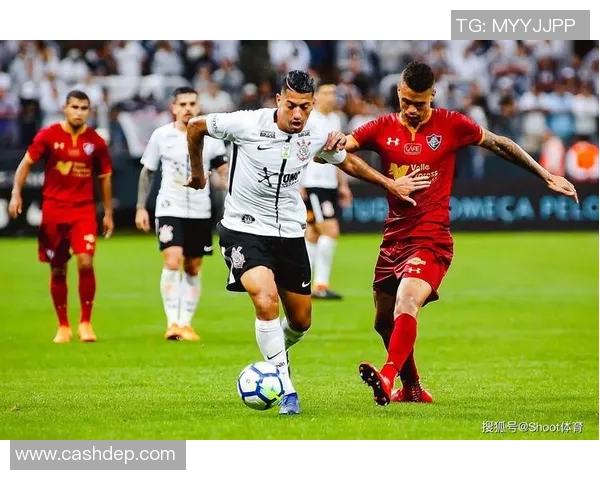 累体育与科林蒂安激战正酣谁能在这场对决中笑到最后